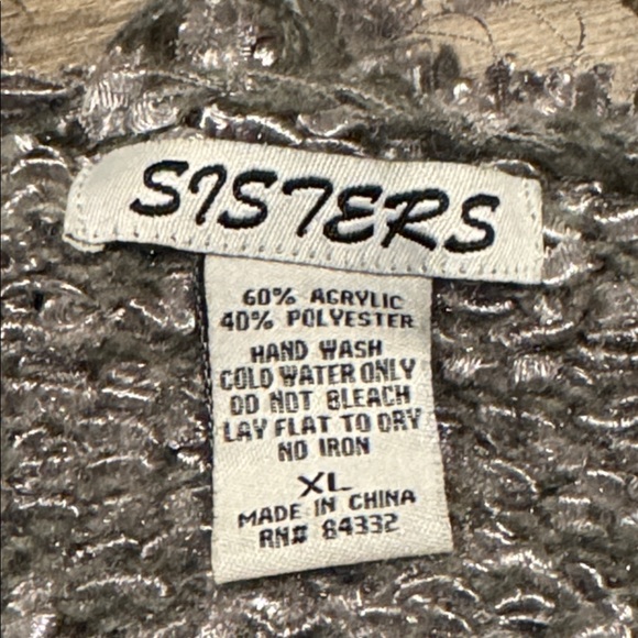 Sisters Cardigan Sweater XL Gray ruffled fringe accent single‎ button closure - Picture 9 of 12